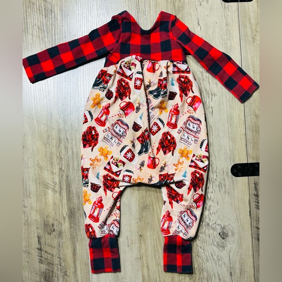 Beautiful Handmade Plaid and Festive Print Baby Romper- Size 6 Months - Picture 1 of 5